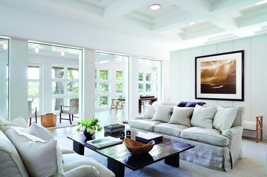 https://www.aboutdecorationblog.com/wp-content/uploads/2017/01/Newhouse-VHIP01-2nd-1024x679-1.jpg