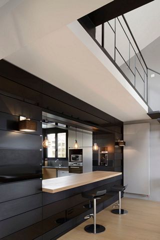 minimal-black