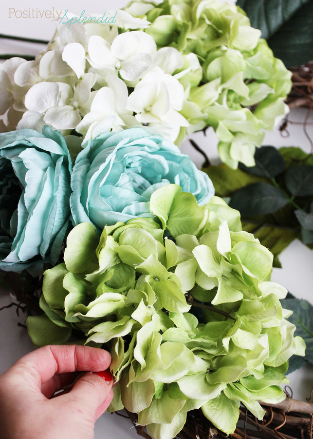 floral-spring-wreath