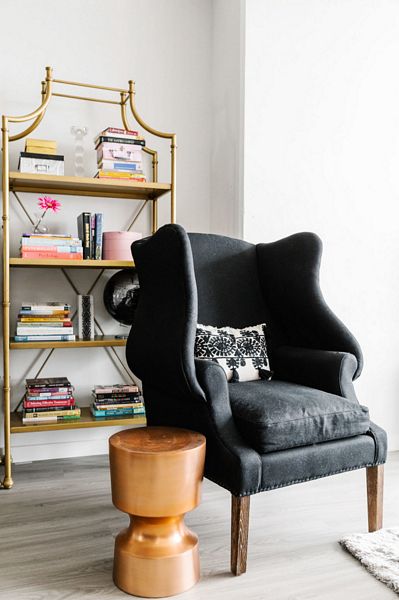 A San Francisco Apartment All in Black & White