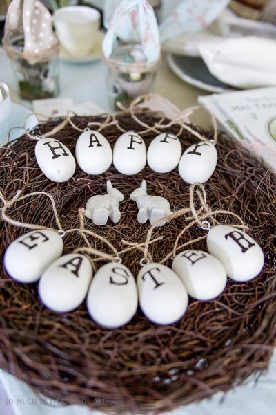 DIY-vintage-happy-easter-eggs