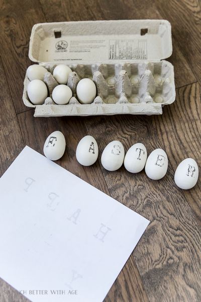 DIY-vintage-happy-easter-eggs