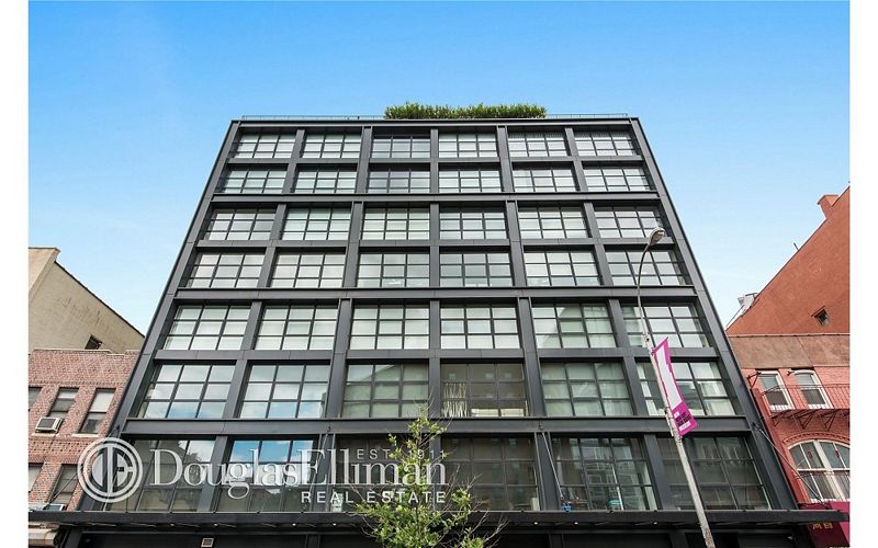Inside_Gigi_Hadid's_New SoHo_Apartment