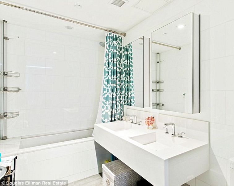Inside_Gigi_Hadid's_New SoHo_Apartment