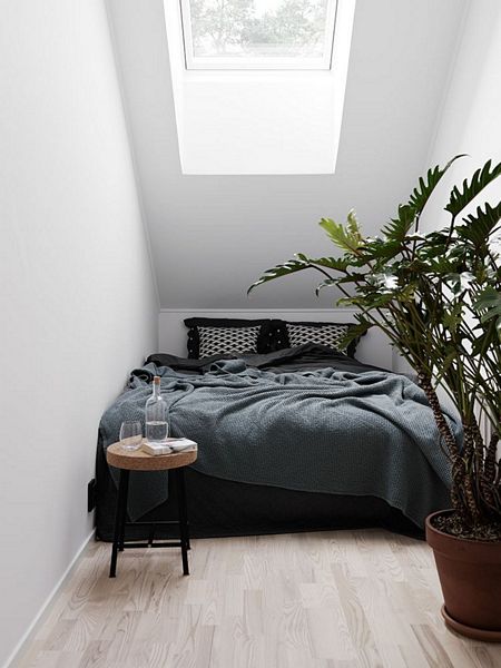 ideas for a small, well-appointed room
