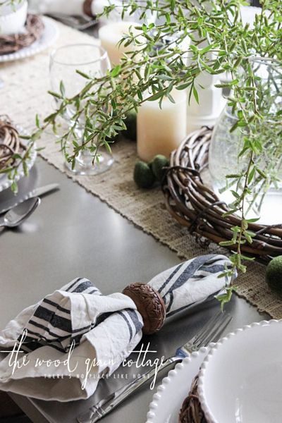 setting_the_table_for_Easter
