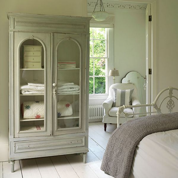 shabby chic bedroom