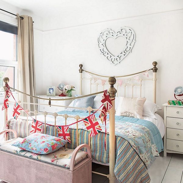 shabby chic bedroom