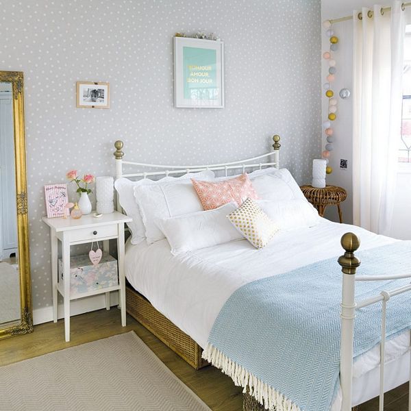 shabby chic bedroom