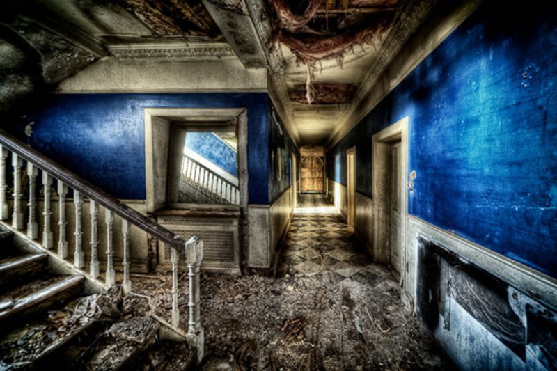 Abandoned Architecture