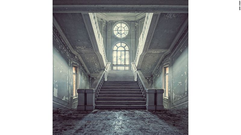 Abandoned Architecture