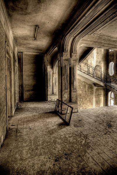 Abandoned Architecture
