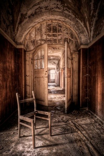 Abandoned Architecture