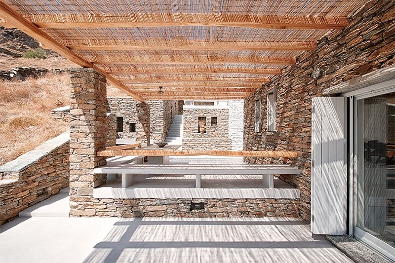 Cometa Architects Design a Private Residence in the Cyclades
