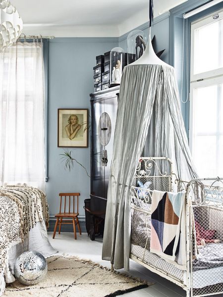 A Swedish apartment filled with vintage finds