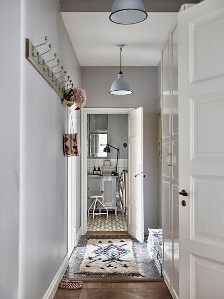 A Swedish apartment filled with vintage finds