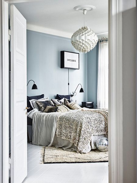 A Swedish apartment filled with vintage finds