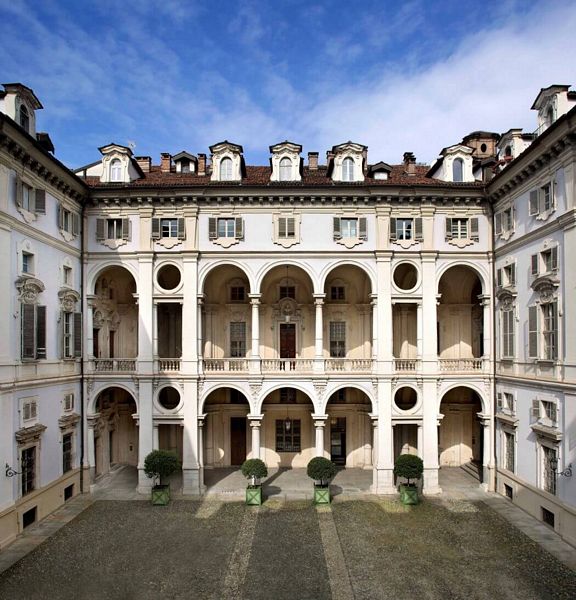 Home in Paesana by Marco Bernini