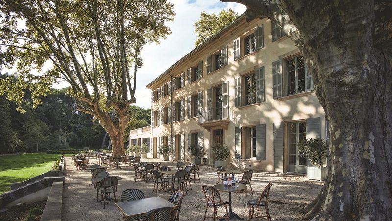 Domaine de Fontenille, hotel +restaurant