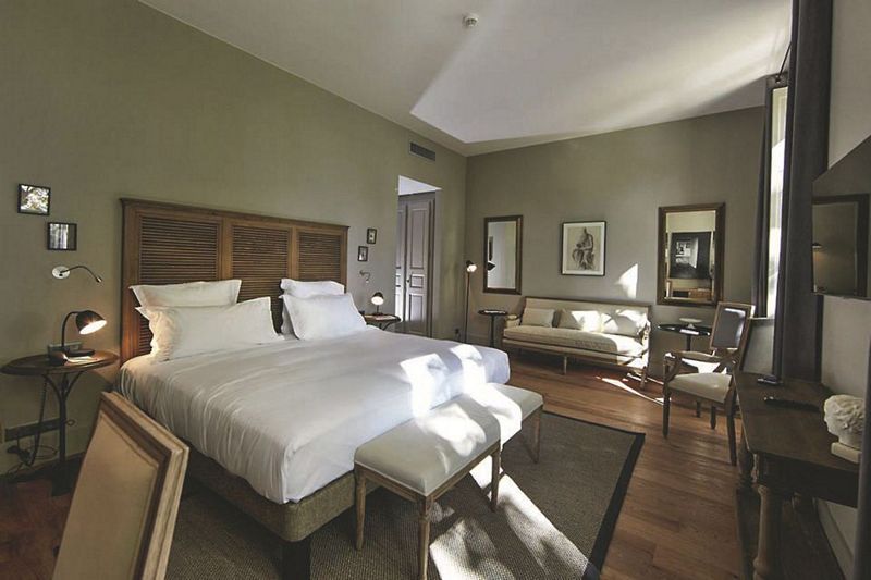 Domaine de Fontenille, hotel +restaurant