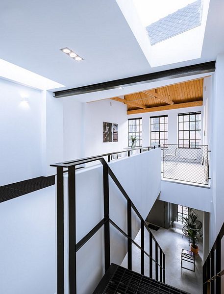 Loft Sixty-Four by Eva Architects