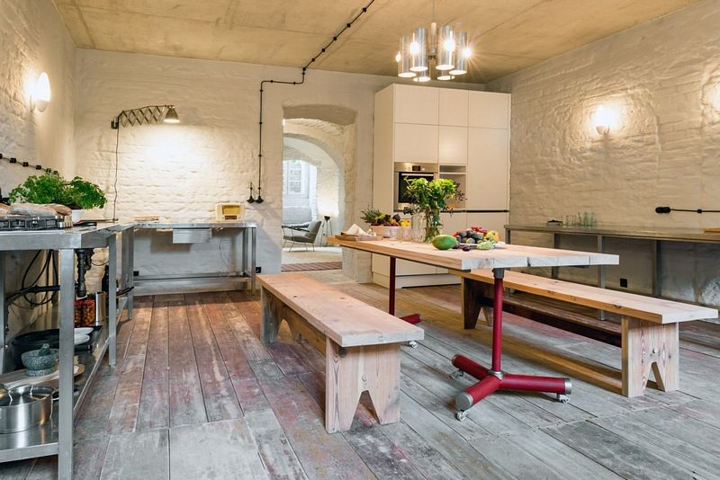 Summer apartment near Berlin by Studio Loft Kolasiński