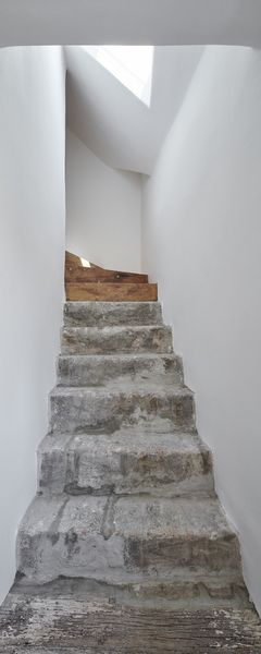 Stajnhaus by studio ORA