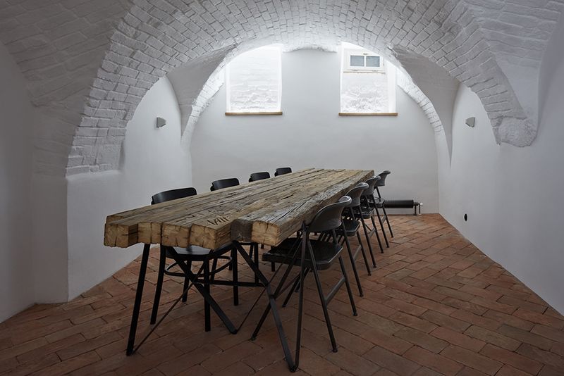 Stajnhaus by studio ORA