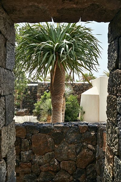 Hotel Sikelia in Pantelleria, by Alessandrelli Pazienzaby