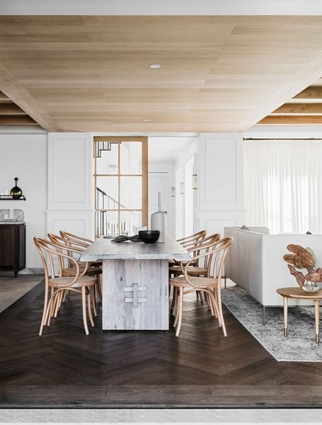 House in Palm Beach by Alexander & Co.