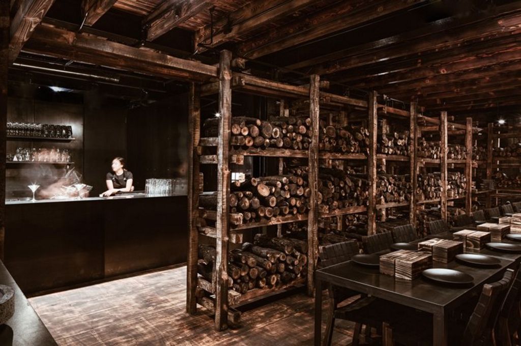 CarbonCabron by Cadena+Asociados