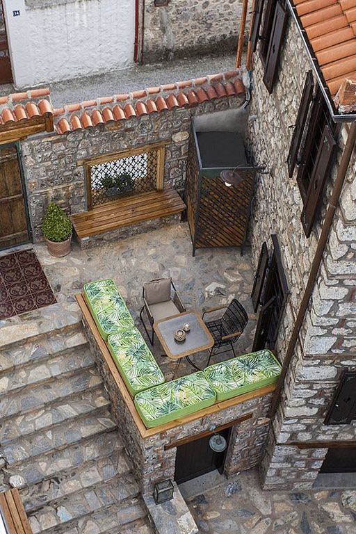 Robolo Boutique Hotel by Abstruct Architects
