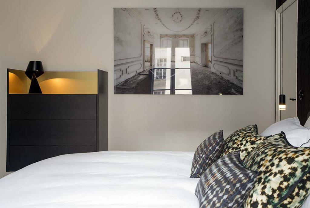 An apartment in the 6th district in Paris
