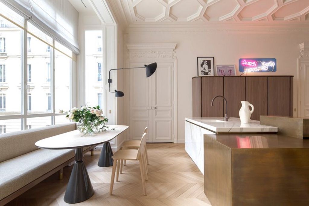 Apartment Trocadero by Rodolphe Parente