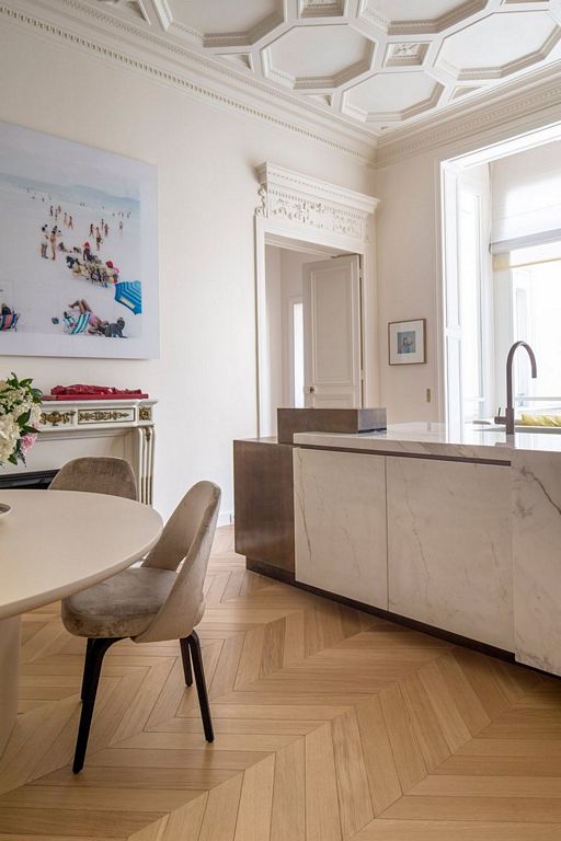Apartment Trocadero by Rodolphe Parente