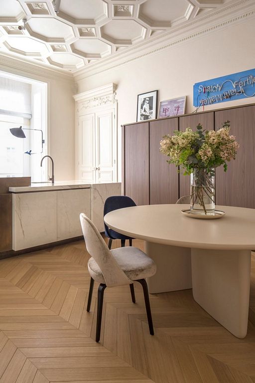 Apartment Trocadero by Rodolphe Parente
