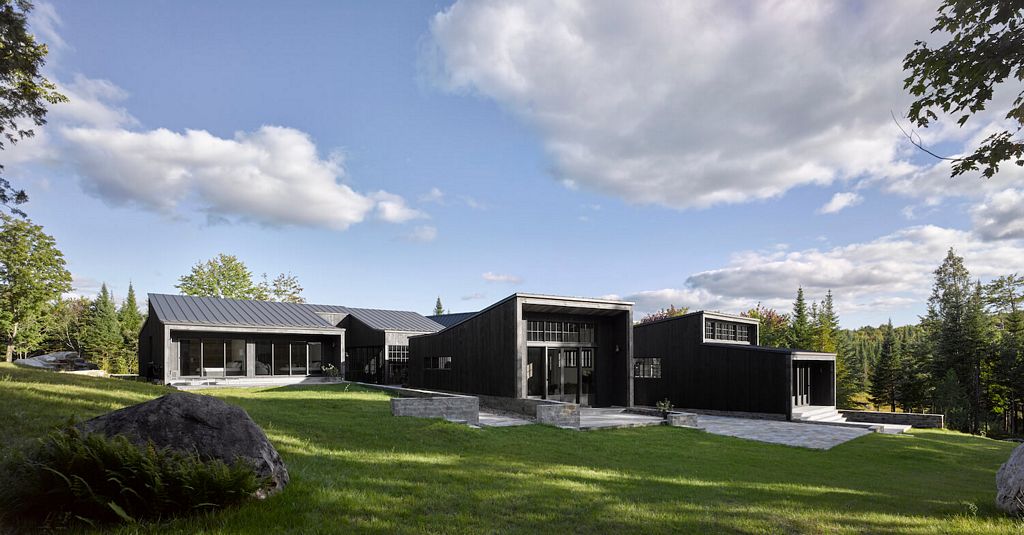 MG2 House by Alain Carle Architecte