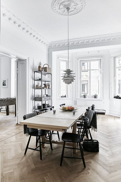 A 19th-century apartment in Gothenburg, Sweden, is reborn.