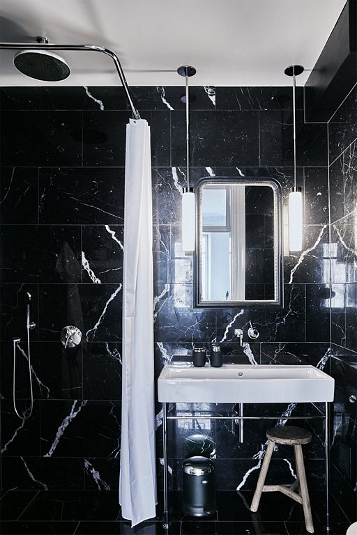 A 19th-century apartment in Gothenburg, Sweden, is reborn.