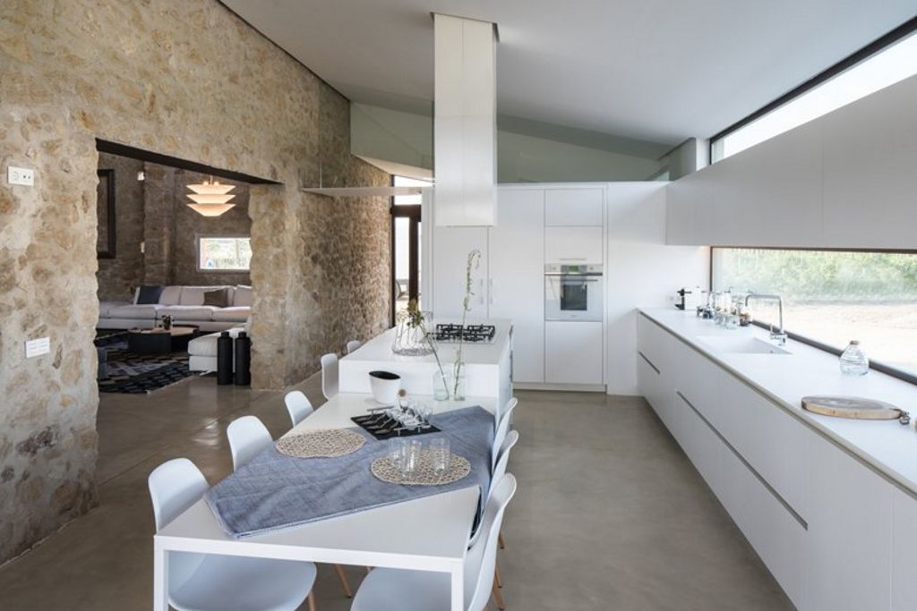Farmhouse in Girona by Gloria Duran Torrellas