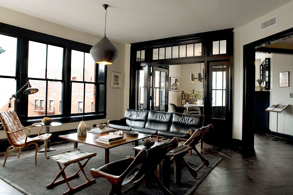 an apartment of the 19th century in NYC