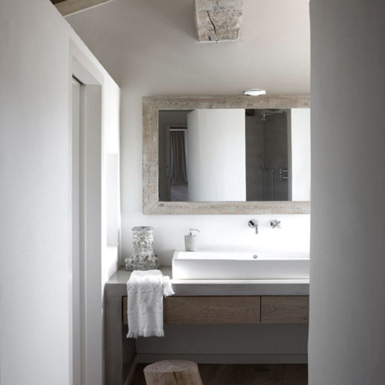 El Moli, the refurbishment of a medieval watermill