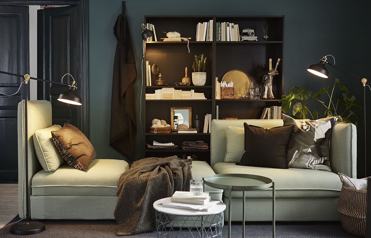 Lovely styling by Genevieve Jorn