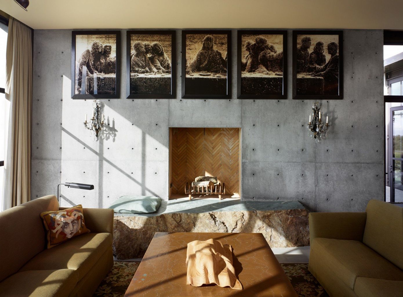 The Pierre an in-cave country house