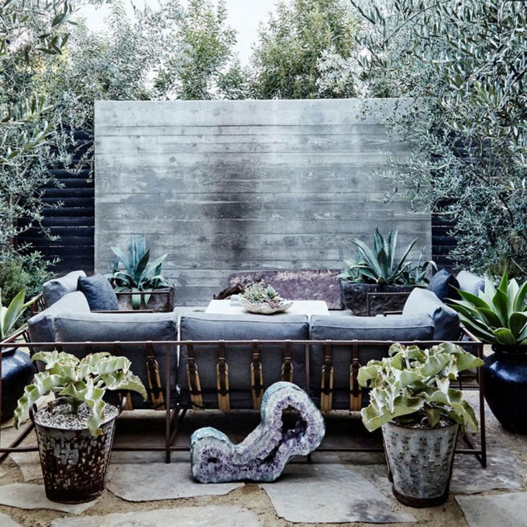 An impressive family house in Venice beach, California