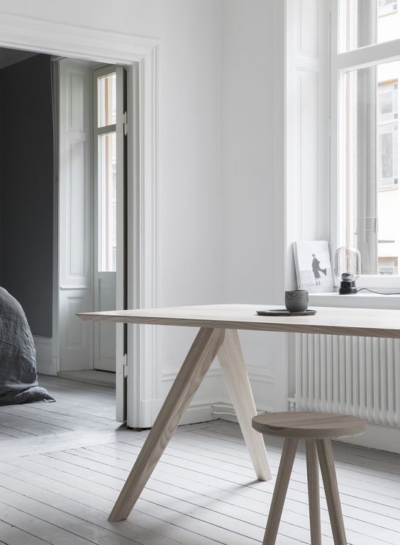Handcrafted minimalism from Melo