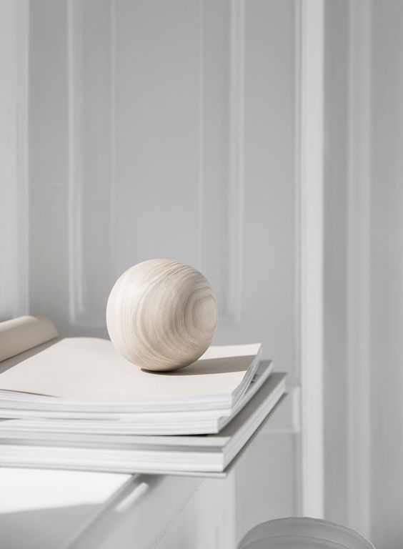 Handcrafted minimalism from Melo