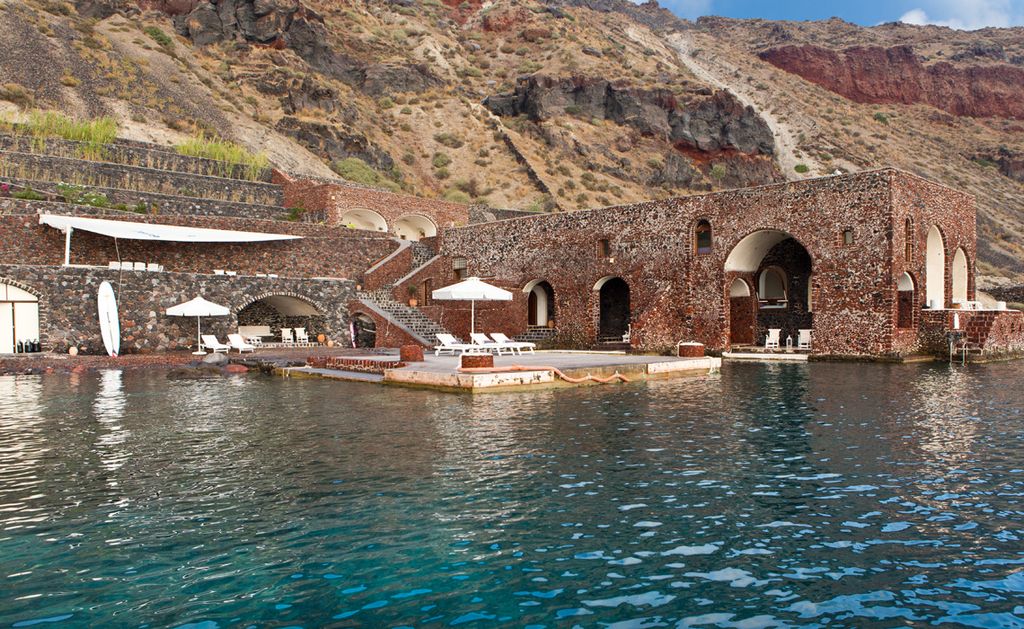 Perivolas Hideaway in Santorini, Greece