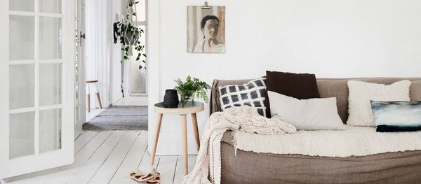 'The Apartment' by Lynda Gardener