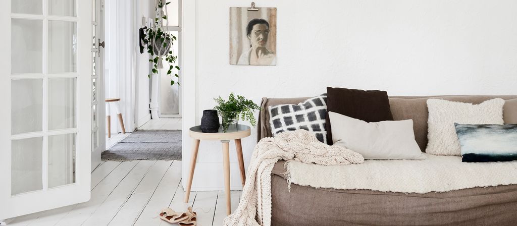 'The Apartment' by Lynda Gardener
